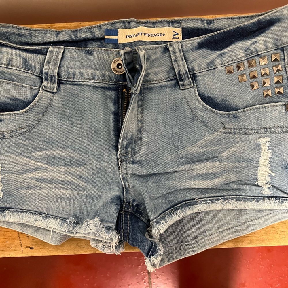 NWOT studded denim shorts